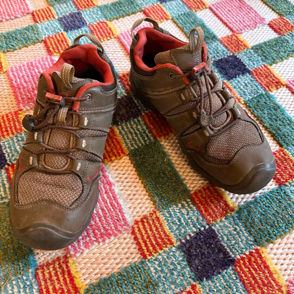 Keen Oakridge Low Hiking Shoe